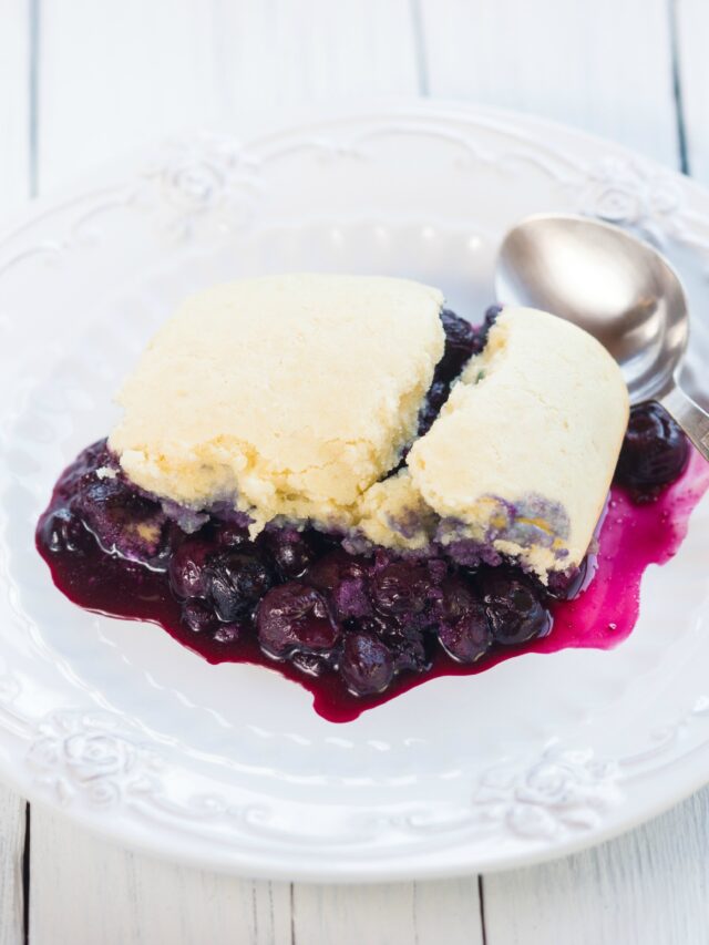 cropped-how-to-make-blueberry-cobbler-in-the-slow-cooker-.jpg