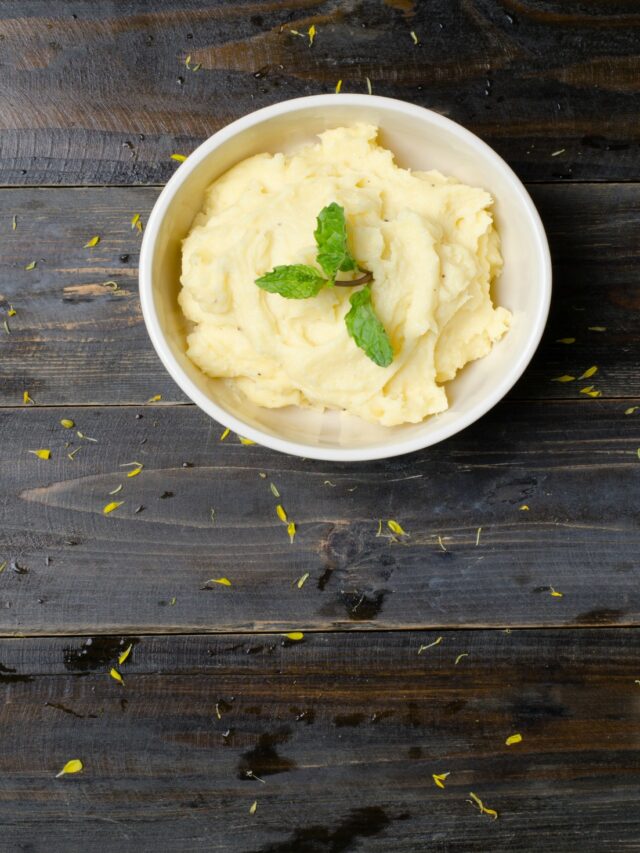 FEATURED SLOW COOKER MASHES POTATOES