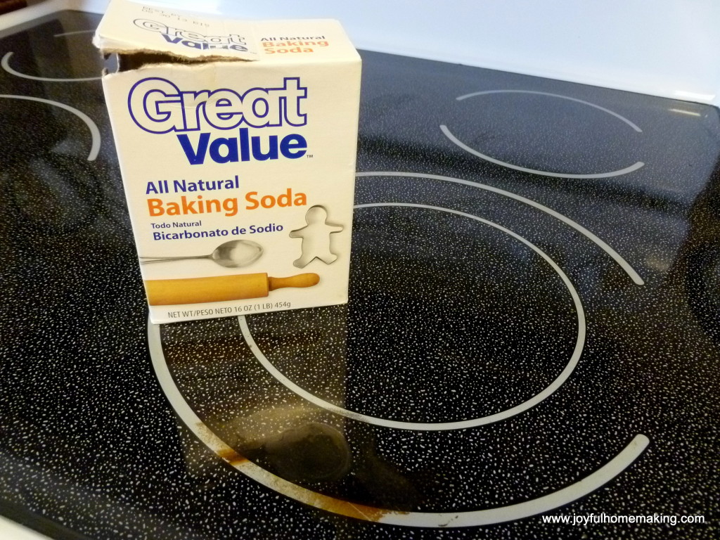 how to clean a glass stove top