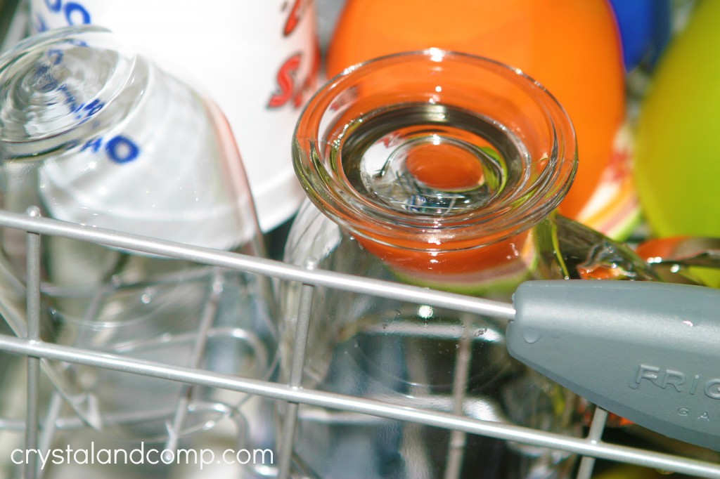 clean dishes