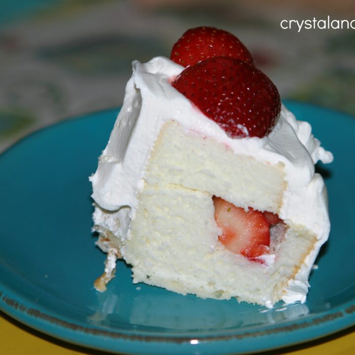 Real Easy Recipes: Strawberry Angel Food Cake 