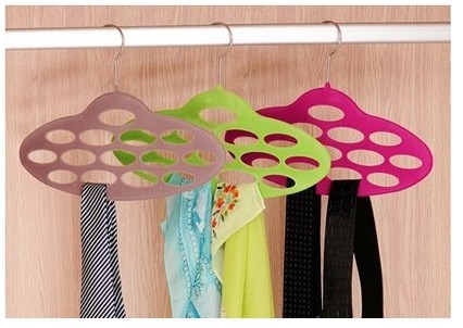 Hanging Scarf Holder Just $5.59 Shipped!