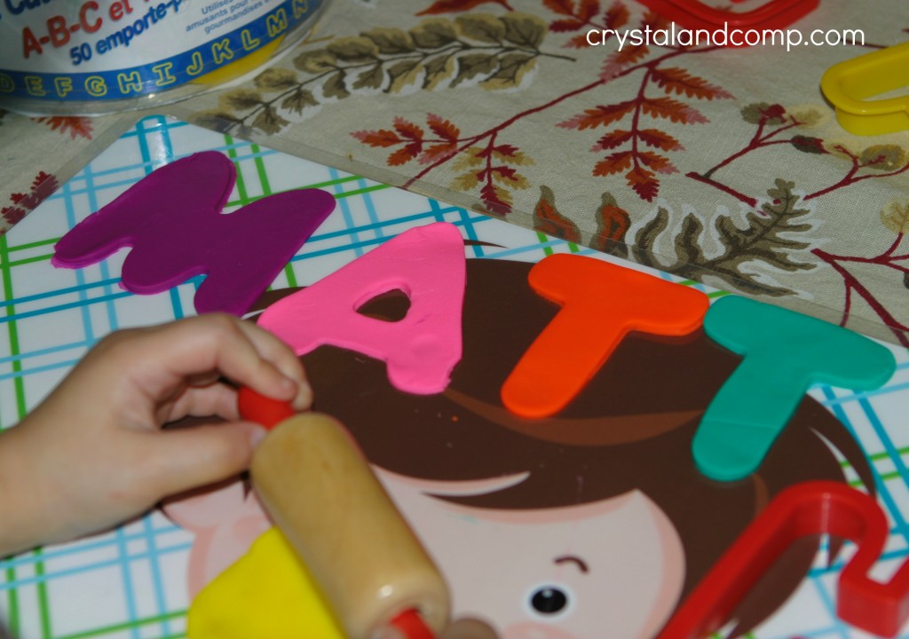 use play dough to spell name