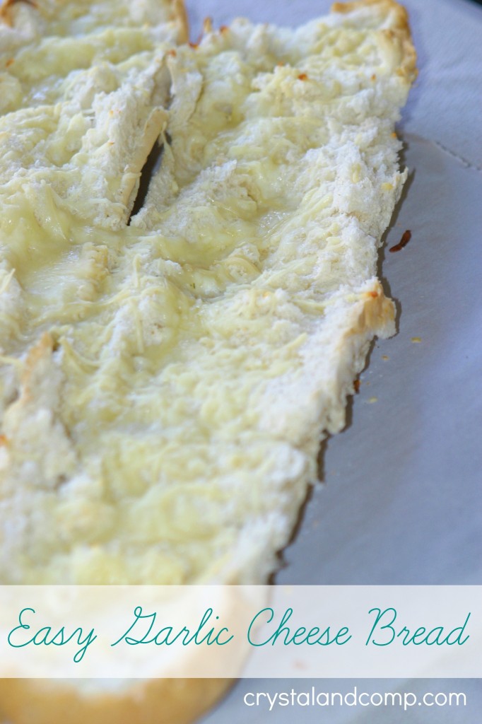 easy garlic cheese bread
