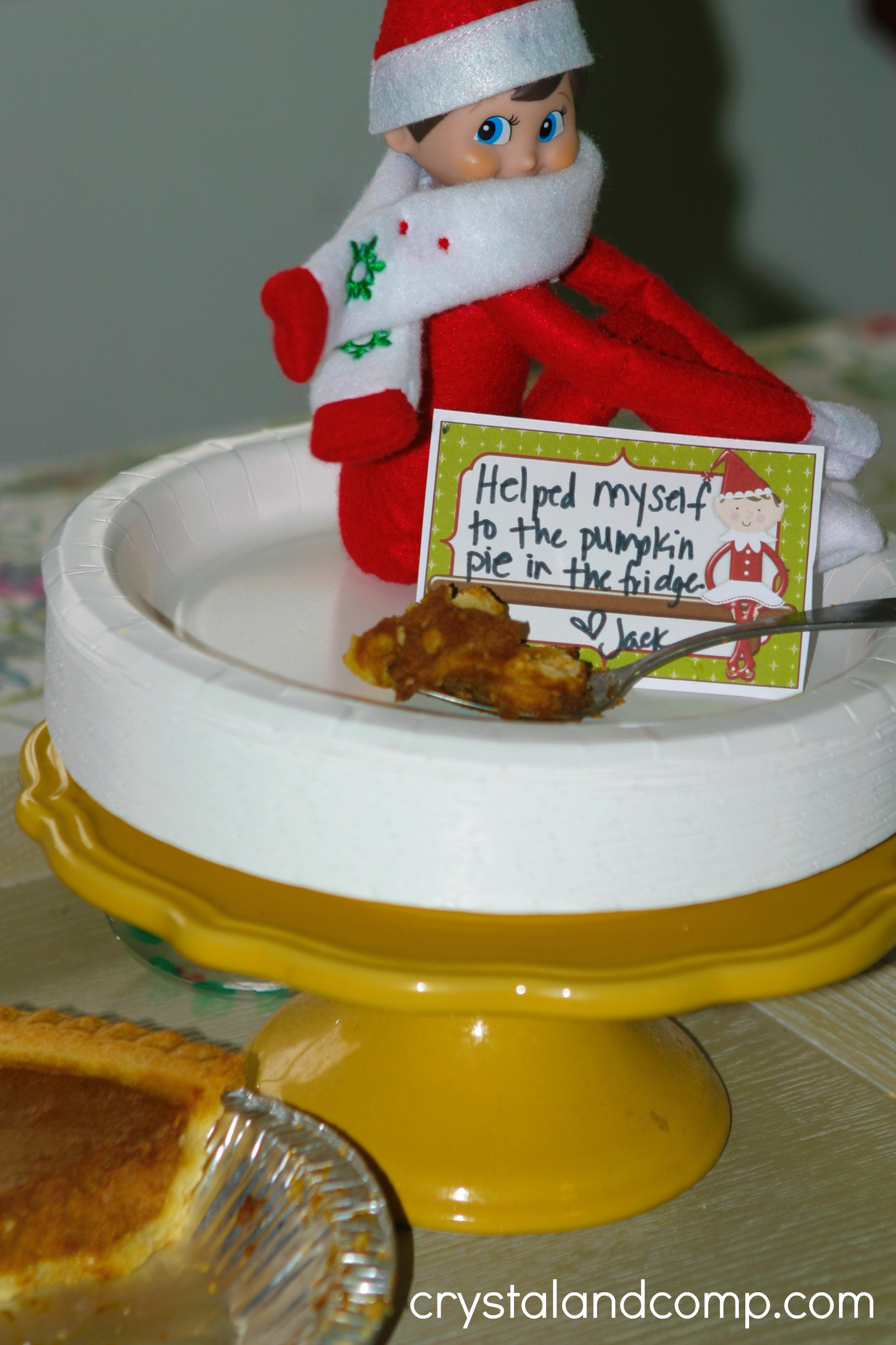 Elf on the Shelf Ideas: Eat Leftover Pumpkin Pie