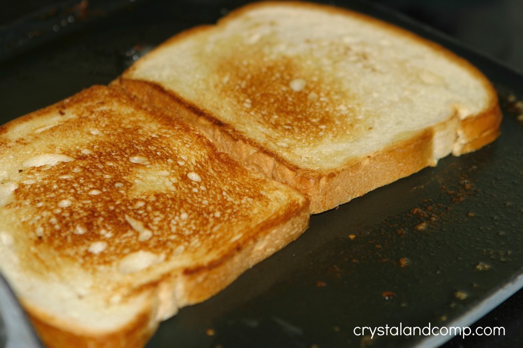 how to make a grilled cheese sandwich