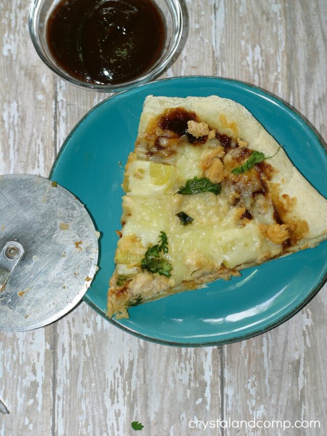 cropped-easy-bbq-chicken-pizza-at-home.jpg