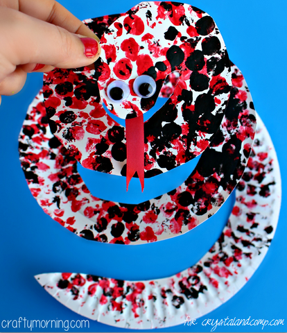 Bubble Wrap Paper Plate Snake Craft