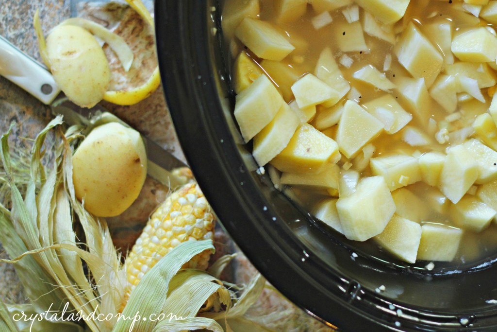 slow cooker potato corn chowder (1)