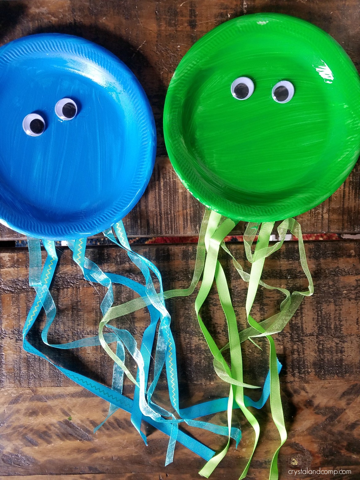 Jellyfish Paper Plate Craft for Preschoolers