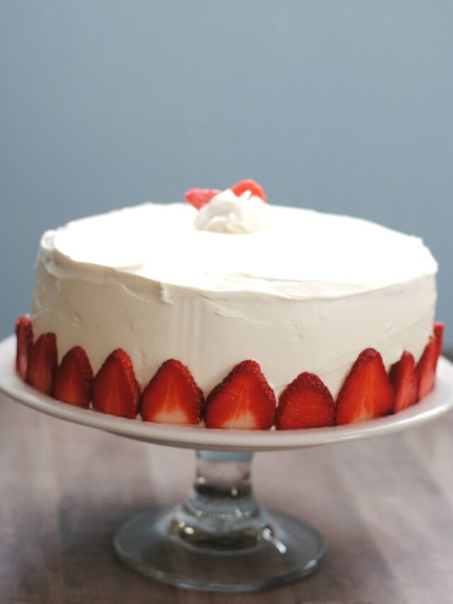 easy strawberry cake recipe