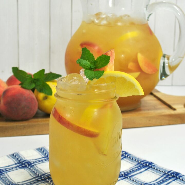 Homemade Peach Lemonade Recipe You Will Love