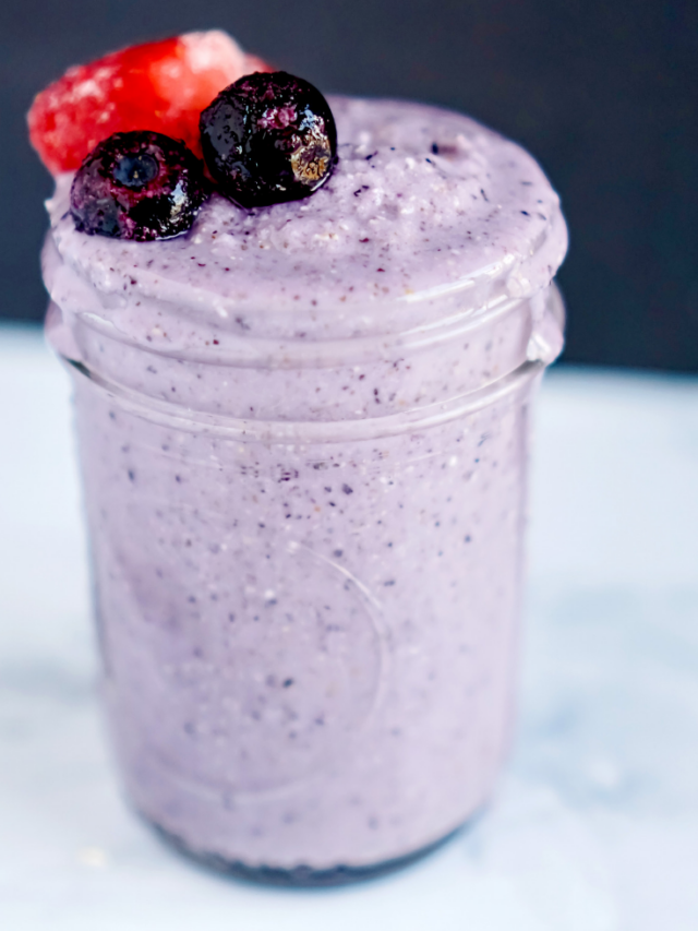 how to make a smoothie with frozen fruits