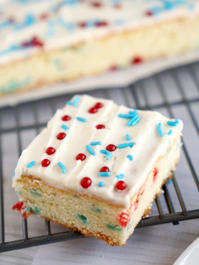 cropped-yummy-sugar-cookie-bars-1.png
