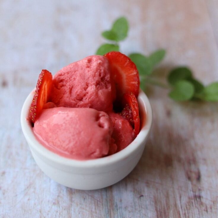 Image for Strawberry Frozen Yogurt