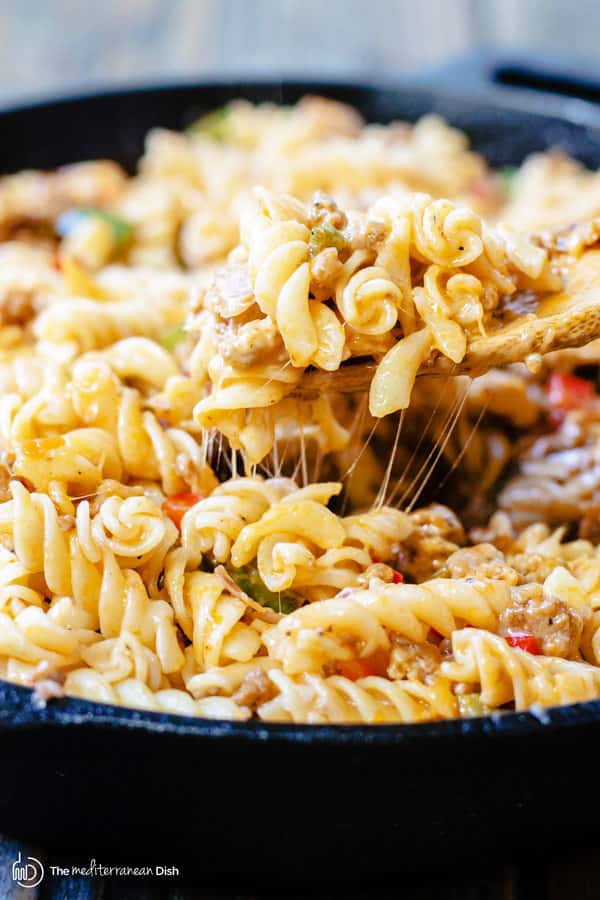 Image for One-Skillet Macaroni and Cheese with Italian Sausage and Bell Peppers