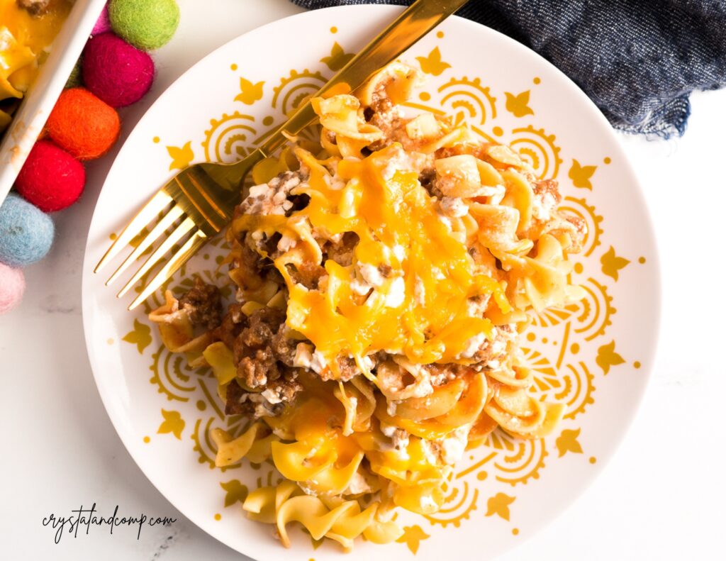 ground beef noodle bake with trivet