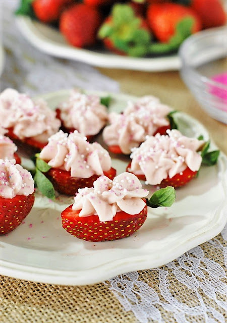 Image for Strawberry Cheesecake Strawberry Bites
