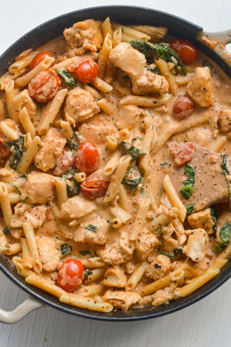 Image for Creamy Chicken and Tomato Pasta (ONE Pan)