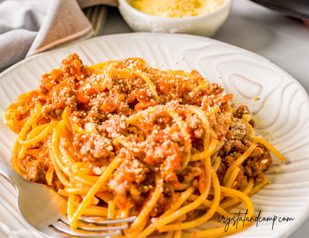 classic spaghetti sauce with cheese