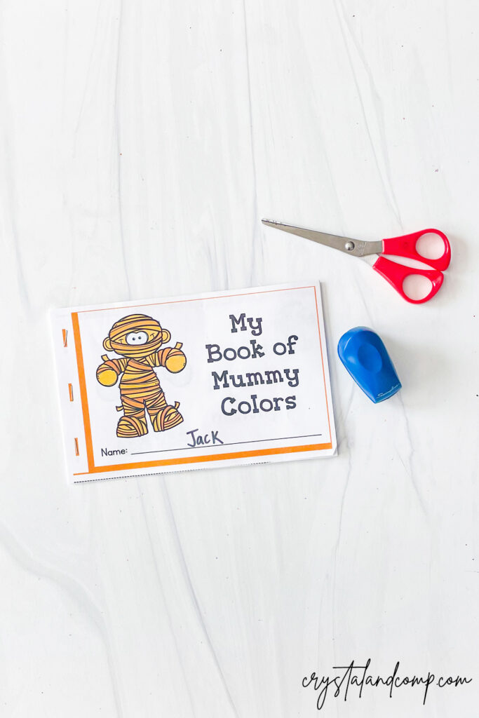 my book of mummy colors