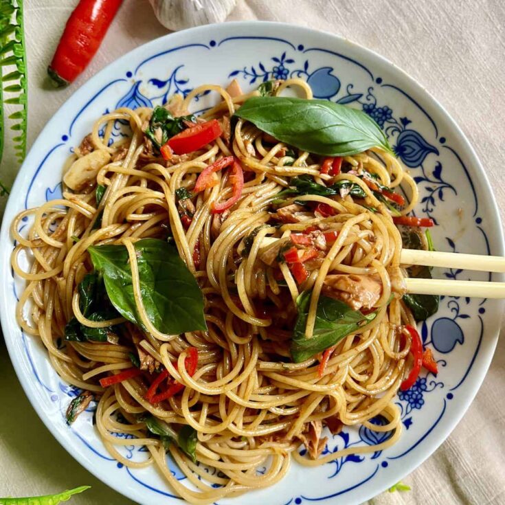 Image for Easy Drunken Noodles (Spaghetti Pad Kee Mao)