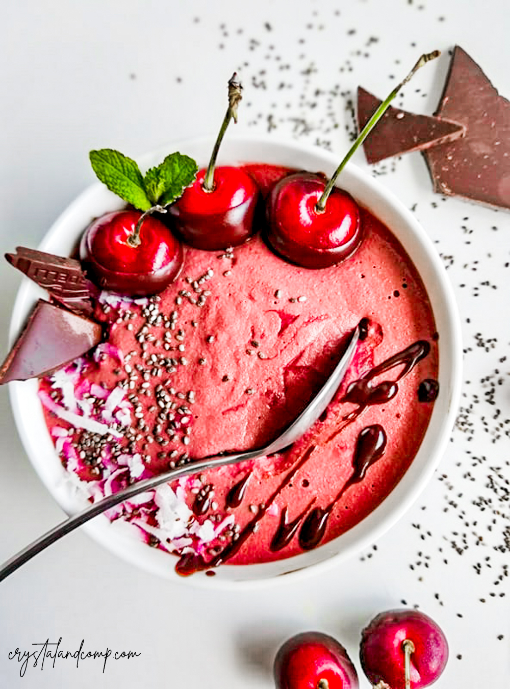 cherry smoothie bowl